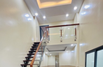 Nhà đẹp, View hồ bơi Quận Tân Phú, 46m2 - 2 tầng - 3 tỷ